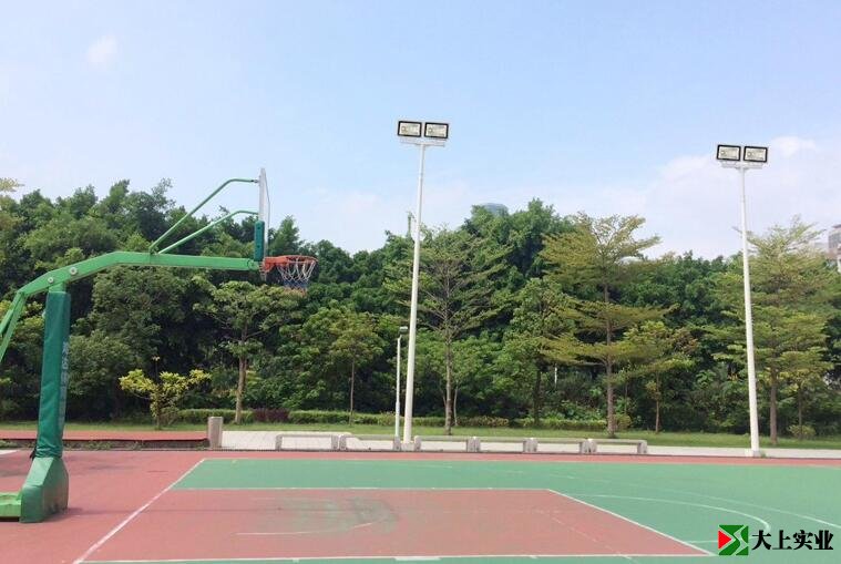 籃球場(chǎng)4套燈桿布燈實(shí)拍圖