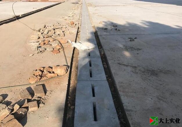 預(yù)制混凝土蓋板施工