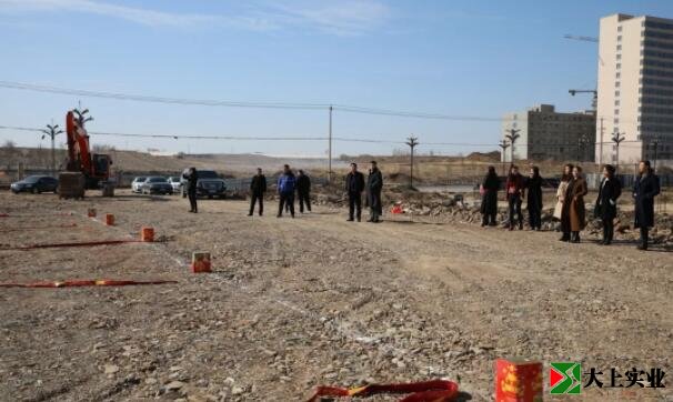 建設工地現(xiàn)場