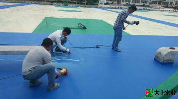硅PU籃球場(chǎng)加強(qiáng)層
