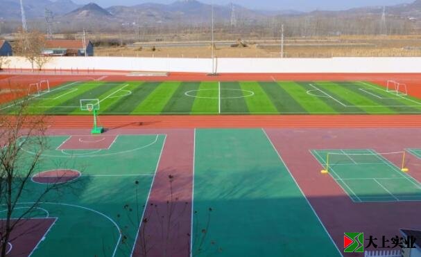 塑膠操場(chǎng)全貌