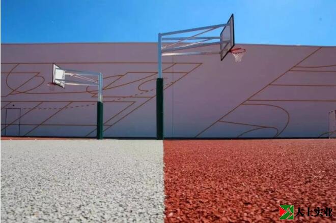 EPDM塑膠運(yùn)動(dòng)場