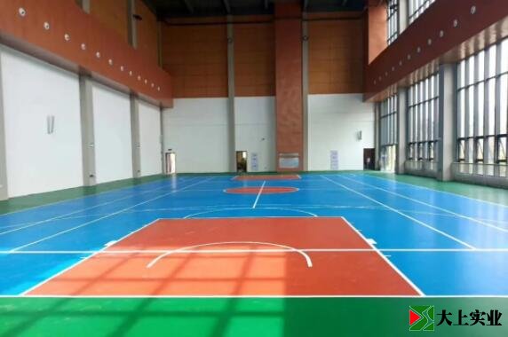 塑膠運(yùn)動(dòng)場