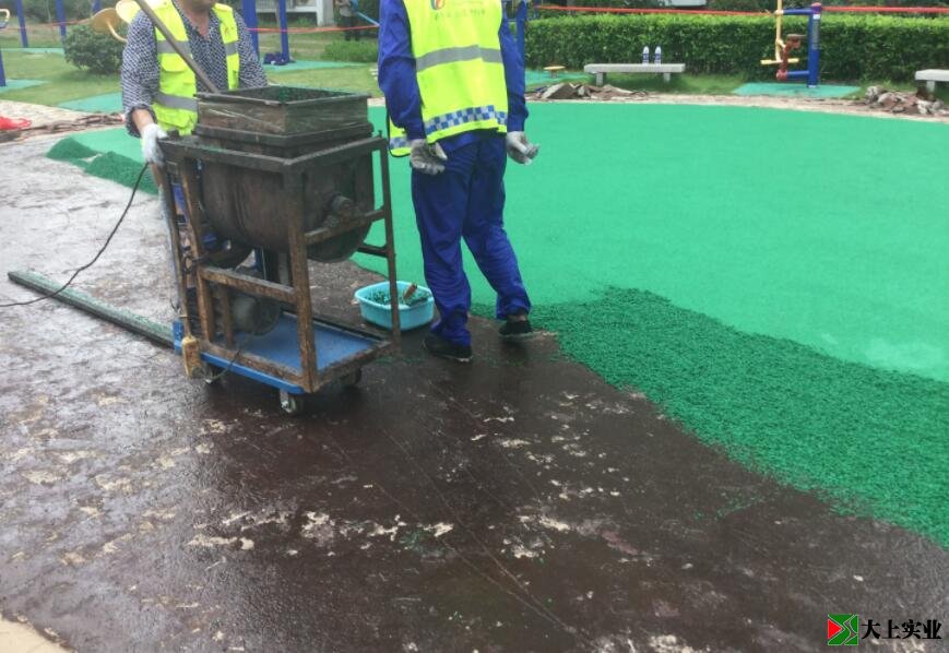 休閑運(yùn)動(dòng)場(chǎng)塑膠地面施工