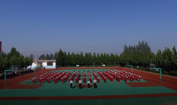 大束鎮(zhèn)安平小學運動場