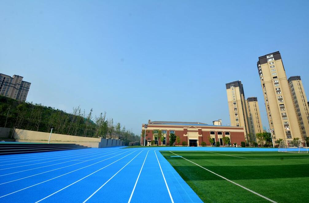運動場、體育場塑膠跑道