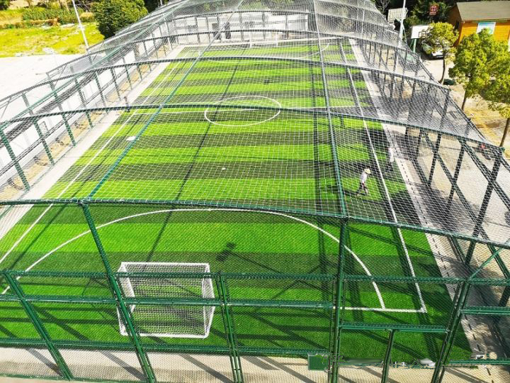 樓頂足球場(chǎng)