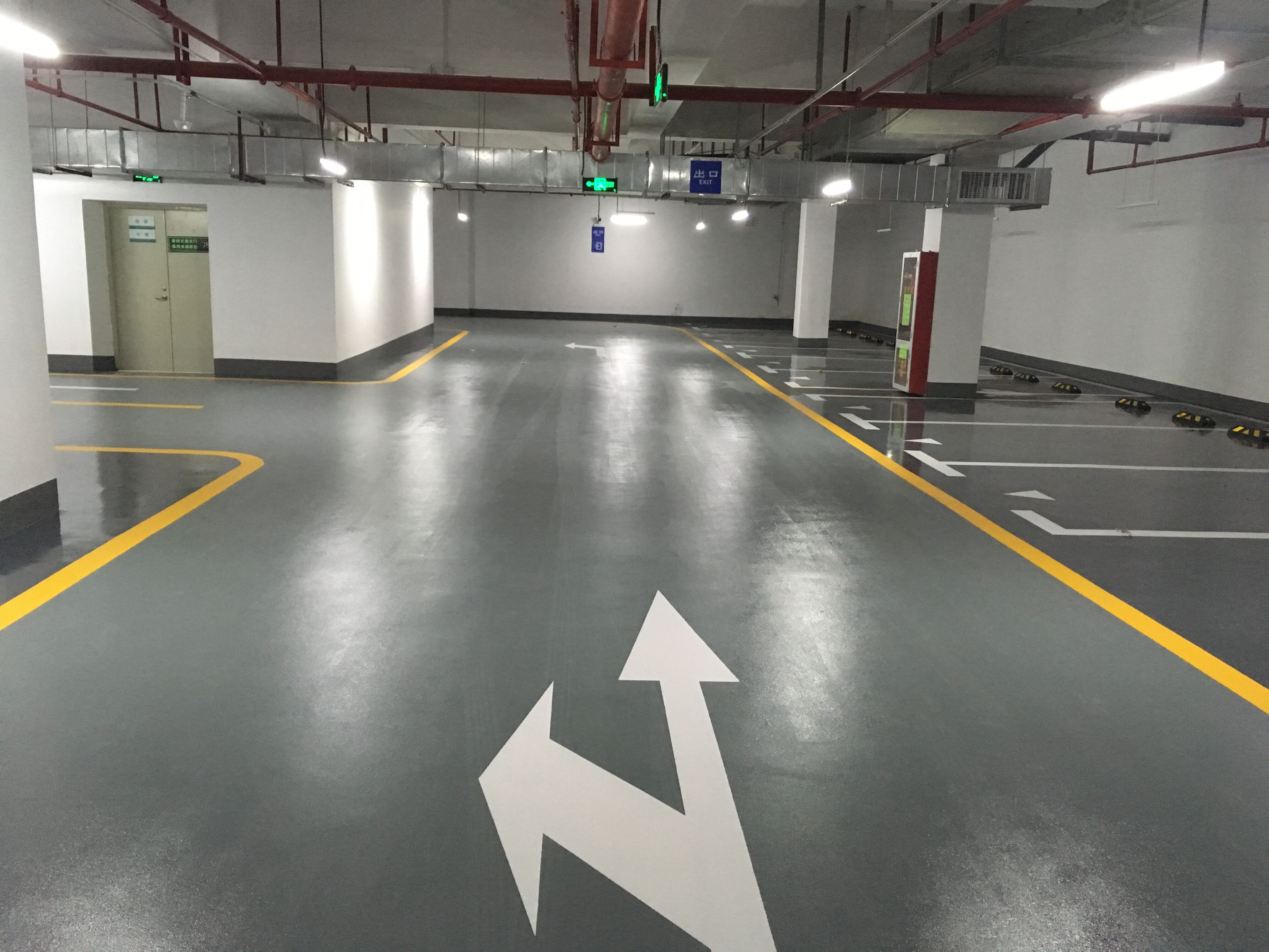 大上實(shí)業(yè)水性環(huán)氧地坪