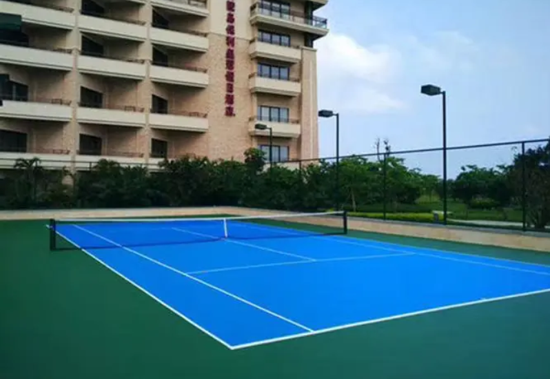 塑膠網(wǎng)球場