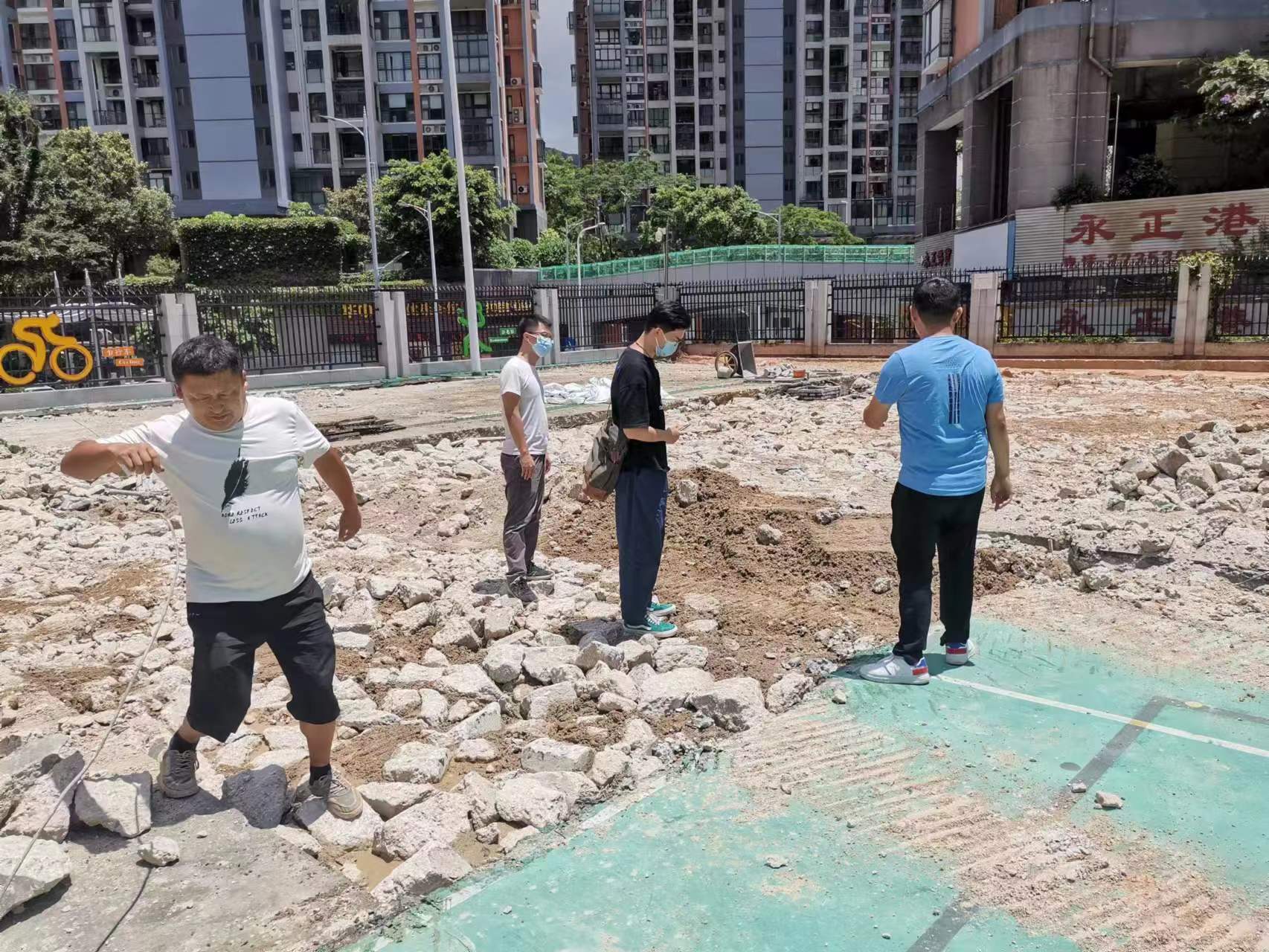 深圳市仙桐小學(xué)運(yùn)動場施工