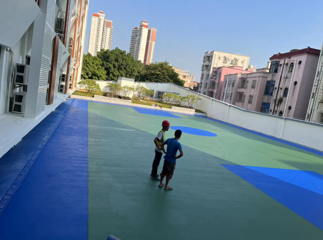 深圳市松崗小學(xué)運(yùn)動(dòng)場(chǎng)施工